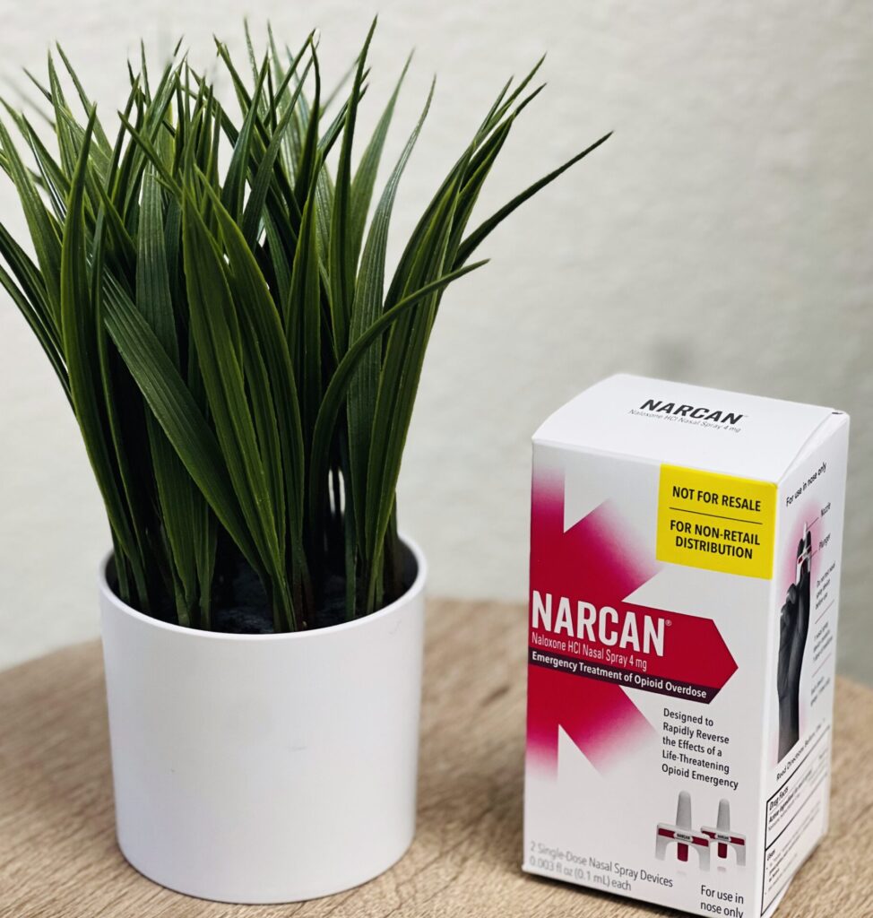 Narcan for substance use counseling